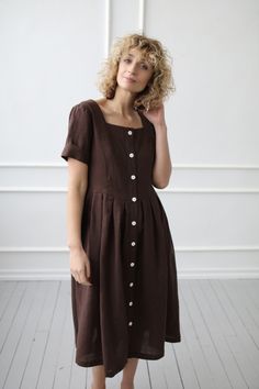 Brown A-line Dress With Buttons, Fitted Linen Dress With Button Closure, Fitted Brown Midi Dress With Buttons, Fitted Linen Dress With Buttons, Brown Dresses With Button Cuffs, Fitted Button-up Linen Dress, Elegant Brown Linen Dress, Elegant Short Sleeve Linen Dress With Buttons, Fitted Brown Linen Dress