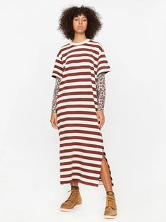 Kowtow Kowtow Long T-shirt Dress - Mahogony Stripe - Brown Long Tshirt Dress, Long T Shirt, Long Tshirt, Oversized Silhouette, T Shirt Dress, The Label, Tshirt Dress, Short Sleeve Dresses, Organic Cotton