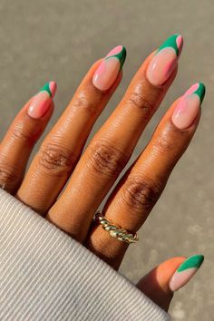 Fresh mani, fave rope ring. Nail Polish Ideas Green And Pink, Trendy Nails Right Now, Blue Green Summer Nails, Pink And Green French Tip Nails, Summer Green Nails Designs, Pastel Yellow Nails Design, French Tip Nails Colorful, Nails Summer Green, Natural Summer Nails