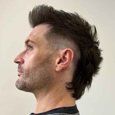 Mullet Mohawk Mens, Haircut Edgy, David Beckham Mullet, Quiff Mullet, Head Tattoo Ideas, Mohawk Mullet Mens, Mens Mullet Hairstyle, Modern Mohawk, Modern Mullet For Men