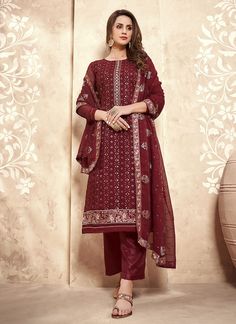 Maroon Sequence Embroidered Pakistani Pant Suit Pakistani Suit With Pants, Georgette Material, Celana Fashion, Pakistani Suits Online, Latest Salwar Kameez, Salwar Kamiz, Embroidered Pants, Designer Salwar Suits, Salwar Kameez Designs