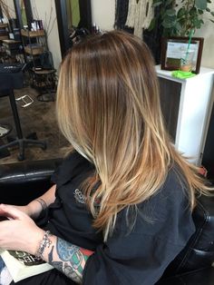 Color Melting Hair, Bronde Hair, Hair Color For Women, Brown Blonde Hair, Hair Color Balayage, Hair Inspiration Color, Hair Inspo Color, Grunge Hair