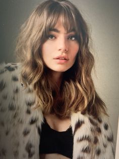 2023 Long Haircuts For Women, 60s Bangs Long Hair, Mara Lafontan Hair, Wavy Lob With Bangs, 60s Fringe, 70s Bangs, Bangs And Glasses