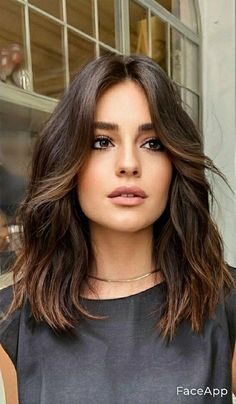 Bob Lung, Rambut Brunette, Long Brown Hair, Shoulder Length Hair, Medium Length Hair Cuts, Great Hair, Layered Hair, Brunette Hair Color