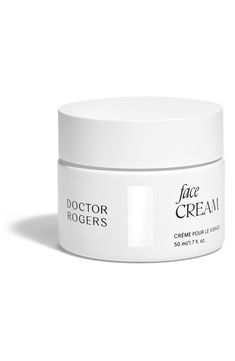 What it is: An ultrahydrating moisturizer made to calm skin, fade signs of aging and minimize fine lines.Who it's for: Ideal for all skin types, especially sensitive, dry and mature skin.What it does: Decadent in feel, this hydrating Face Cream returns a healthy radiance to dry or mature skin with squalane, glycerin, shea butter and niacinamide. Skin feels instantly plumped, firm and smooth. With continued use, skin is healthier, looks brighter and shows fewer lines and wrinkles. Works just as w Hydrating Face Cream, Skin Fade, Giraffe Art, Face Hydration, Herbal Extracts, Normal Skin, Xanthan Gum, Face Moisturizer, Facial Moisturizer