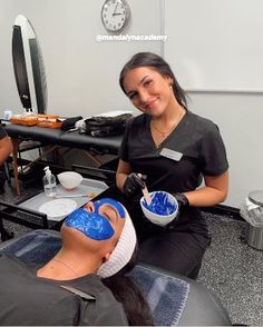 Paul Mitchell School Esthetician, Aesthetician School Aesthetic, Beauty Career Aesthetic, Esthetician Scrubs Outfit, Esthetician Student Aesthetic, Estheticians Aesthetic