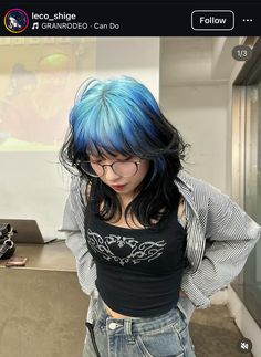 Style Mullet, Colored Hair Roots, Mint Hair, Black Hair With Highlights, Fantasy Hair, Haircut And Color, Short Hairstyle, Haircuts For Long Hair