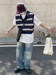 Male Style Summer, Baggy Dark Academia, Male Summer Outfits, Men Sweater Vest, Baggie Jeans Outfit, Hollow Out Sweater, Vest Outfits Men, Y2k Trousers, Baggy Jeans Outfit