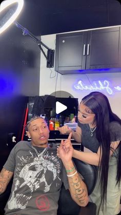 ATL CELEBRITY BARBER 💈 on Instagram: "When your barber is your sister 💈 😒 @dejuane.mccoy 
C
O
C
O
_
S
H
I
N
E
L
E
.
#cocofadez #barber #barbershopconnect #kaicenat #andisclippers #femalebarber
#barberhub #atlbar #femalebarber #druski  #barberclip #bigwinn
#jacksonmshair #explorepage #explore #dukedennis #traybills #dejuanemccoy #theshaderoom #cocoshinele #barbergang#360jeezy #deshaefrost
#atlantabarbering #sketch #barbershop #shopgld #atlantabarber #atlbarbers #adinross" Dejuane Mccoy, Tray Bills, Andis Clippers, Barber Shop, Mens Hairstyles, Sketch, Hairstyles, Celebrities, Hair Styles