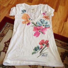 Never Worn, Price Is Negotiable Fitted Tan T-shirt For Spring, Floral T Shirt, White Silver, Shirt Color, Abercrombie Fitch, Floral Tops, Colorful Shirts, Color White, Womens Tops