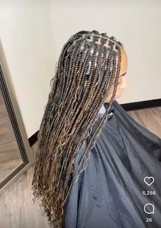 Highlighted Boho Braids, Long Braids With Curls At The End Color, Knotless Goddess Box Braids With Color, Box Braids Loose Curls, Color Bohemian Knotless Braids, Small Goddess Braids With Curls, Highlight Braids For Black Women, Boho Braids Black And Blonde, Medium Goddess Box Braids