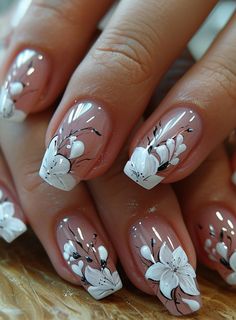 April Nail Designs Spring, French Nail Designs Spring, White Tips, Purple Nail Art, Spring Acrylic Nails, Elegant Nail Art, Floral Nail Designs, Stylish Nails Designs