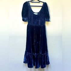 Hill House Louise Nap Dress In Navy Velvet. Never Worn But Tag Removed. Perfect Condition. Non-Smoking House. Hill House Home, Nap Dress, House Dresses, Navy Velvet, Hill House, House On A Hill, House Dress, Colorful Dresses, Midi Dress