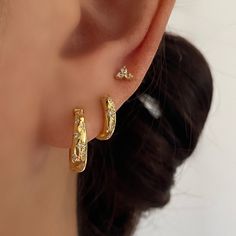 These Stunning Gold hoops are crafted with premium inlaid star cubic zirconia and 925 sterling silver. They have enough sparkle while you look elegant. They are perfect for everyday earrings or stacking with other hoops. Come in Gold and Silver (white gold) colour • Material: Solid 925 Sterling Silver, 18k Gold Plated, Cubic Zirconia • Size: Style A: 12mm , Style B: 15mm• Tarnish free• Safe for sensitive skin• Hypoallergenic, lead and nickel-free• Can wear it in the shower• Sold as a pair ♡ Have Earing Ideas Gold, Gold Piercings, Simple Gold Hoop Earrings, Mystical Jewelry, Hoop Earrings Style