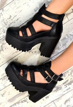 ASHLI CHUNKY HEEL CUT OUT BUCKLE ANKLE BOOTS IN BLACK Look Grunge, Shoes Quotes, Womens Black Booties, Buckle Ankle Boots, Doll Shoes, Crazy Shoes, Plus Size Jeans, Spring Shoes