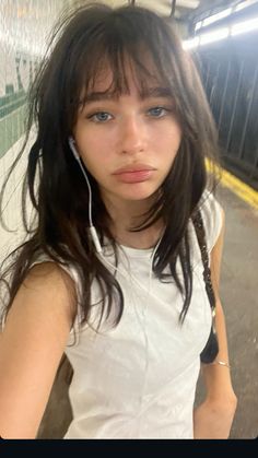 Malian Weissman, Mrs Bella, Malina Weissman, The Nerve, Hair Stylies, Face Card, Formal Dinner, Cut My Hair, Hair Inspo Color