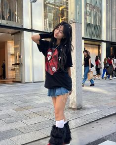 Causal Korean Outfits, Korean Street Fashion Spring, Princess Amelia, Short Hair Inspiration, Trendy Short Hairstyles, Kpop Concert, Outfit Inspo Casual, Causal Outfits