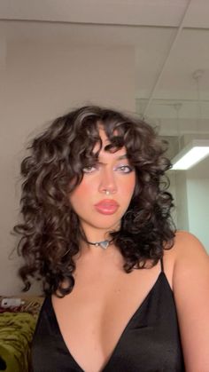 Long Bob Curly Hair, Mid Length Curly Hair With Layers, Hair Shapes, Mrs Bella, 3a Hair, Curly Hair Beauty, Haircuts For Curly Hair, Curly Hair Inspiration, Mid Length Hair