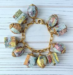 Vintage Jewelry Ideas, Map Jewelry, Paper Bead Jewelry, Vintage Jewelry Crafts, Vintage Jewelry Art, Repurposed Jewelry, Assemblage Jewelry, Paper Jewelry, Chatelaine