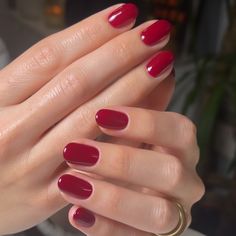 Cirque Colors Jelly, Muted Red Nails, Red Round Acrylic Nails, 1940s Nails, Simple Gel Nail Art, Berry Red Nails, Short Nails Autumn, Elegant Red Nails, Red Nails For Fall