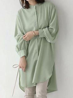 Casual Light Green Long Sleeve Tops, Green Oversized Long Sleeve Shirt, Oversized Green Long Sleeve Shirt, Casual Light Green Long Sleeve Blouse, Casual Light Green Top For Fall, Casual Light Green Fall Top, Green Plain Tops For Spring, Green Collared Solid Color Blouse, Spring Casual Dark Green Long Sleeve Tops