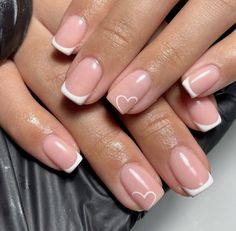 Beautiful Christmas White Nail Designs Ideas 2023 Simple Bridesmaid Nail Ideas, Super Short Simple Nails, Nail Ideas Not Acrylic For Kids, Nail Designs For Short Bitten Nails, Nail Ideas For Kids Simple, Graduation Nail Inspo Short, Short Nail Designs For School, Cute French Tips Short, Mani Ideas For Short Nails