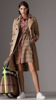 Contrast Piping Check Cotton Shirt Dress in Camel - Women | Burberry United States Burberry Dress Outfit, Burberry Outfits Women, Plaid Shirt Outfit Fall, Burberry Outfits, Dresses With Feathers, Burberry Clothes, Plaid Shirt Outfits, Burberry Style, Silk Summer Dress