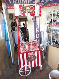 Scary Carnival Decorations, Carnival Decorations, Scary Halloween Decorations, Scary Halloween, Haunted House, Horror Movies, Carnival, Halloween Decorations