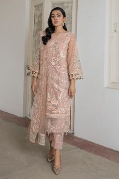 Pakistani Dress Organza Suits, Raw Silk Fabric, Pakistani Designer Suits, Chiffon Collection, Pakistani Dress, Shalwar Kameez, Peach Color, Pakistani Outfits, Fabric Stores Online