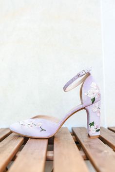 Wedding shoes 'Jasmine' is handcrafted in soft light purple suede and has elegant handmade pinky white sakura embroidery with small green leaves that can be customized to your preference! The heel measures 9 cm / 3.5 inches. These wedding shoes are designed with a V-notched vamp (v-cut) and closed-toe, making bridal sandals even more elegant and special. Inside there is a soft Memory foam insole, which gives a feeling of additional comfort when walking. Tunit outsole is made of a mixture of leat Lavender Wedding Shoes, Spring Ceremony Ankle Strap Heels, Spring Wedding Shoes With Floral Embroidery, Spring Ceremony Closed Toe Heels, Elegant Embroidered Wedding Shoes For Spring, Spring Wedding Shoes With Embroidered Closed Toe, Spring Wedding Shoes With Embroidery And Closed Toe, Spring Embroidered Wedding Shoes, Spring Wedding Embroidered Heels