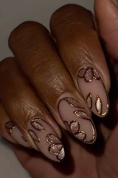 3d Line Nails, Spring Bridesmaid Nails, Simple 3d Nail Designs, Simple Nail Art Designs For Beginners Short Nails, Bridgerton Nails Inspired, Winter Almond Nails Ideas, Brown Nails With Chrome, Bridal Nail Art Indian, Trendy Toe Nails