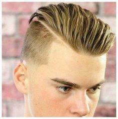 Back Undercut, Hipster Haircuts For Men, Popular Mens Haircuts, Men Back, Easy Mens Hairstyles, Growing Your Hair Out, Hipster Hairstyles, Trendy Mens Haircuts, Mens Hairstyles Thick Hair