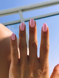 Summer #nails Nails Inspo For Mexico, Almond Gel Nails Solid Color, Cute Plane Nails, Basic Summer Nail Ideas, Summer Nails For Tan Skin, Europe Summer Nails Short, Nail Ideas Plain Colors, Summer Gelish Nails, Summer Nails For Pale Skin