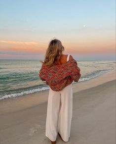 Cold Florida Outfits, Chilly Fits, Beachy Outfit, 2024 Instagram, Salted Granola, Summer Nostalgia, Costal Cowgirl, Outfits Vacation, Fav Place