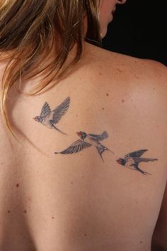 Feminine Swallow Tattoo, Barn Swallow Tattoo, Tato Tradisional, Spine Tattoos