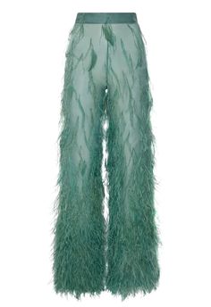 Feather Embroidery, Neon Purple, Ombre Effect, Ostrich Feathers, Moda Vintage, A Sea, Sea Green, Fashion Inspo Outfits, Feathers