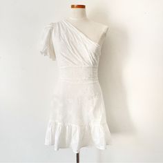 New Without Tags Urban Outfitters White Claire Ruffle One Shoulder Mini Dress Puff Sleeve Fully Lined Size Medium 100% Cotton Side Zip No Flaws Armpit To Armpit 16”/ Length 25” Fitted One Shoulder Daywear Dresses, One-shoulder Fitted Dresses For Daywear, One Shoulder Fitted Daywear Dresses, One Shoulder Fitted Dresses For Daywear, One-shoulder Summer Dresses For Daywear, Chic Urban Outfitters Dresses With Ruffles, White Ruffled Mini Dress From Urban Outfitters, Urban Outfitters Ruffled Short Sleeve Mini Dress, Urban Outfitters Mini Dress With Ruffles And Short Sleeves