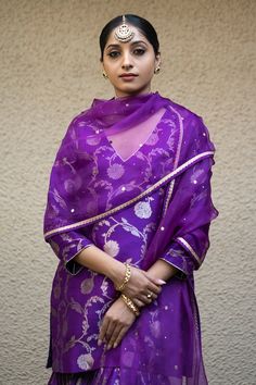 Purple three fourth sleeves V neck Banarasi kora silk kurta with woven Bahar details. Paired with a matching gathered flare sharara and a mukaish butti embellished dupatta. - Aza Fashions V Neck Kurta, Jayanti Reddy, Kurta Sharara Set, Anushree Reddy, Kurta Sharara, Rohit Bal, Silk Kurta, Tarun Tahiliani, Sharara Set