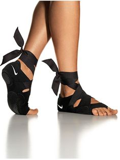 The coolest new fitness shoes - Nike's Studio Wrap for yoga and barre class! Nike Yoga Shoes, Nike Studio Wrap, Workouts Yoga, Nike Leather, Yoga Shoes, Fitness Programs, Wrap Shoes, Sup Yoga, Almighty God