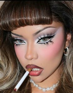 White Eye Makeup, Oversized Outfits, Plus Size Rave, Weather Aesthetic, Drag Make-up, Rave Festival Outfits, Eye Makeup Styles, Baddie Style, Face Art Makeup