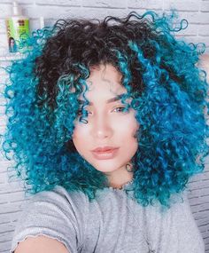 Gorgeous Green Hair Color Ideas for Beginners Curly Inspiration, Curly Color, Hair Goal, Dyed Curly Hair, Curls Hair, Colored Curly Hair, Dyed Natural Hair