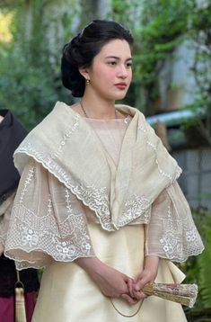 Baro’t Saya And Barong Tagalog, Filipino Traditional Clothing Women Modern, Traditional Philippine Dress, Filipino Costumes Traditional, Philippine Clothing Traditional, Maria Clara Hairstyle Philippines, Kimona Barot Saya, Filipiñana Dress Traditional, Baro't Saya Traditional