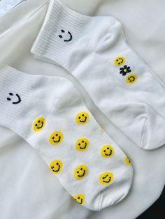 This Womens Casual Socks item is sold by HeartstoppersNYC. Ships from Woodside, NY. Listed on Feb 7, 2024 Socks Gift Ideas, Funny Happy Face, Smiley Face Socks, Fun Ankle Socks, Smiley Face Pattern, Cute Smiley Face, Face Socks, Yellow Smiley Face, Socks Ankle