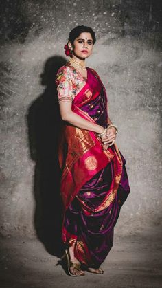 Nauvari Saree Look Simple, Paithani Nauvari Saree, Navari Saree Marathi, Nauvari Saree Brides, Nauvari Saree Look, Nauvari Look