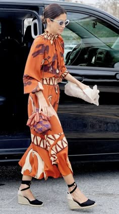 Alessandra Osma Style, Princess Alessandra, Nina Flohr, Summer Wedding Outfits, Back Porch Ideas, Quirky Fashion, Street Style Chic, Style Crush, Back Porch