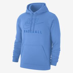 It's your game. Make sure everybody knows in this soft fleece sweatshirt. Nike Fleece, Nike Long Sleeve, Mens Soccer, Nike Sweatshirts, University Blue, Nike Swoosh, Blue Style, Fleece Sweatshirt, Mens Activewear