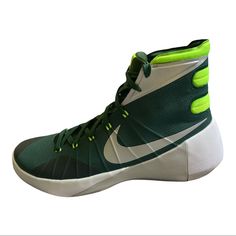 Brand New, Never Worn. No Tags. Nike Hyperdunk 2015 In Gorge Green With Silver Swoop. Rare. No Longer Available. Hyperdunk 2015, Adidas Crazy, Nike Green, Nike Men, Nike Shoes, Athletic Shoes, Men's Shoes, Adidas, Man Shop