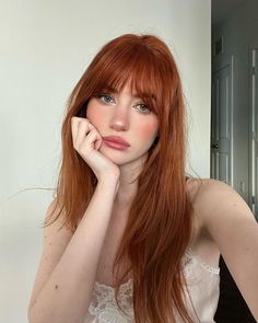 Soft Bangs Red Hair, Red Hair With Bangs Aesthetic, Dark Ginger Hair Pale Skin, Ginger Hair And Bangs, Copper Hair Color With Bangs, Make Up For Ginger Hair Pale Skin, Ginger Bangs Hair, Redheads With Bangs, Long Dark Red Hair With Bangs