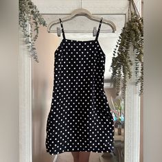 Nwot Linen Blend Polka Dot Mini Dress With Pockets, Size Xs. This Dress Has Adjustable Straps! This Dress Is Super Cute, But Not The Right Size For Me! Never Worn, Only Tried On Once After I Had Already Taken Off The Tags! Great Summer Dress, Very Breathable! Polka Dot Mini Dress, Mock Wrap Dress, Black Sequin Mini Dress, Lbd Dress, Dress With Ruffle Sleeves, Nautical Dress, Scalloped Dress, Sailor Dress, Flare Mini Dress