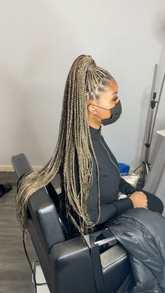 Knotless Box Braids Medium 27/613, 1b 27 And 613 Knotless Braids, 4 27 30 613 Knotless Braids, Ashy Blonde Braids, 27 613 Knotless Braids, 613 27 4 Braids, 4/27/613 Knotless Braids, 1b 27 Knotless Braids, 613 And 27 Knotless Braids